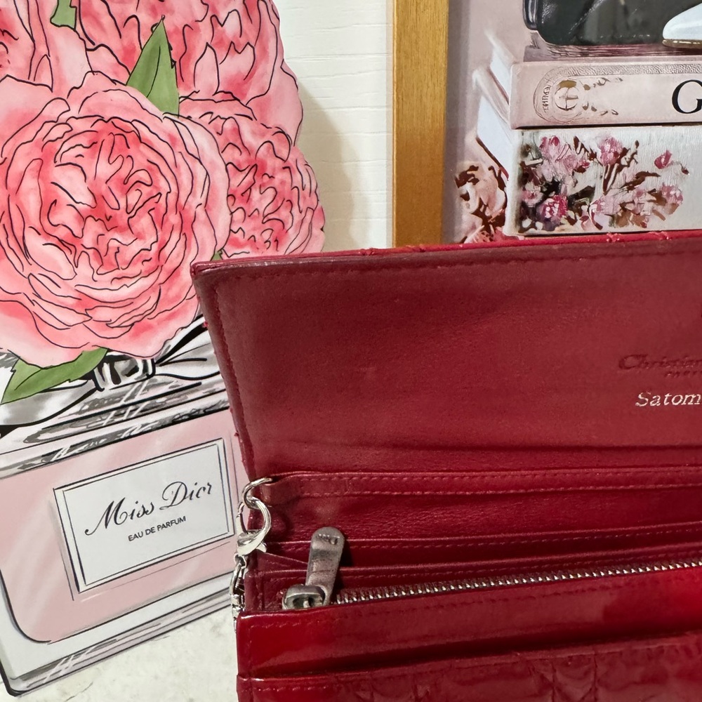 DIOR ♥️ patent cannage wallet on chain ♥️ - Picture 15 of 15